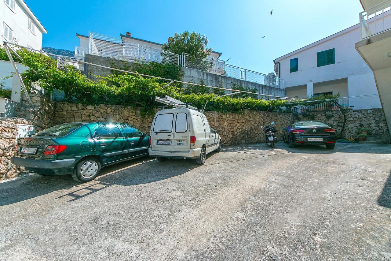 Apartments Sekulic Brela Exterior photo