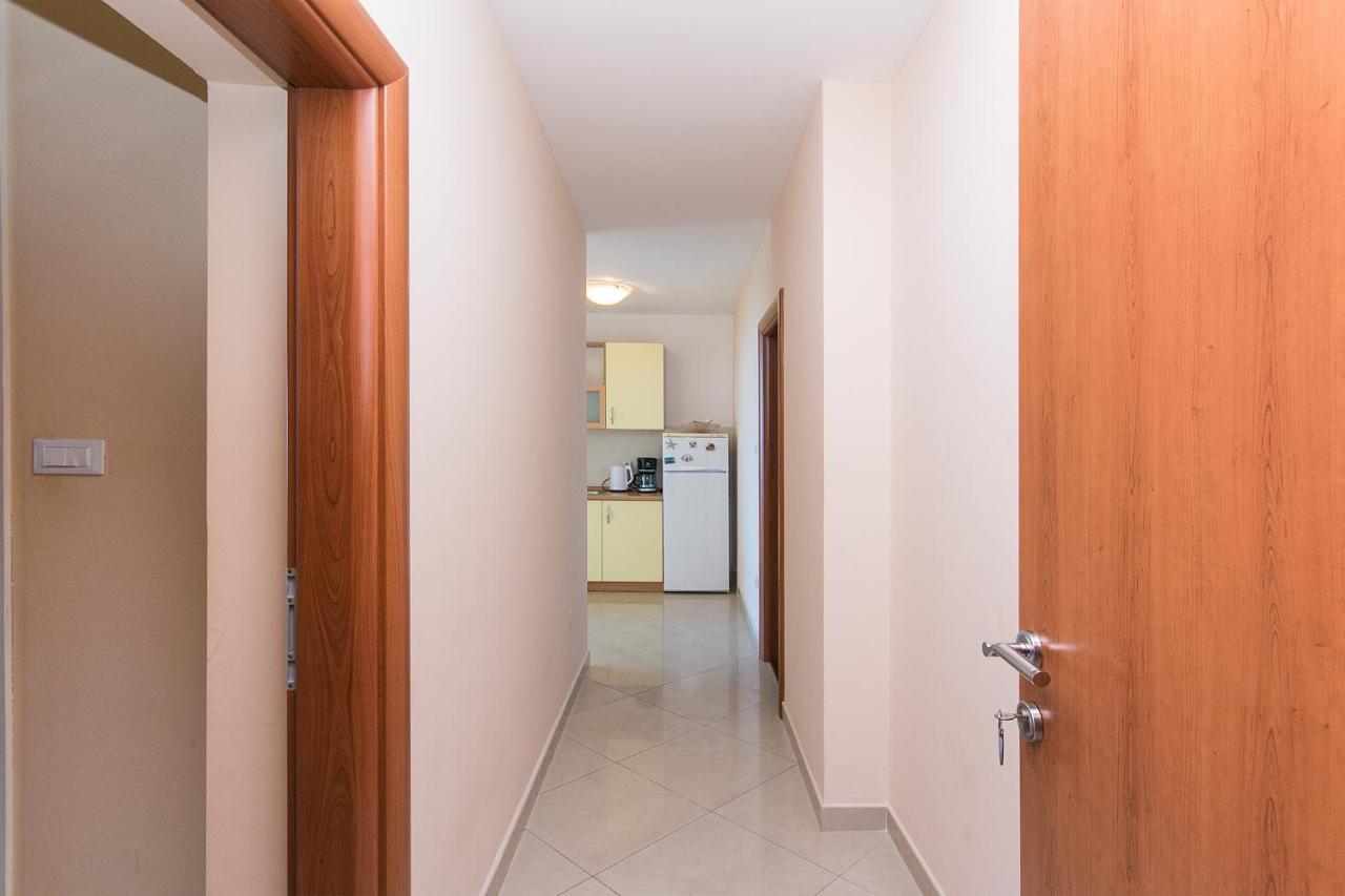Apartments Sekulic Brela Exterior photo
